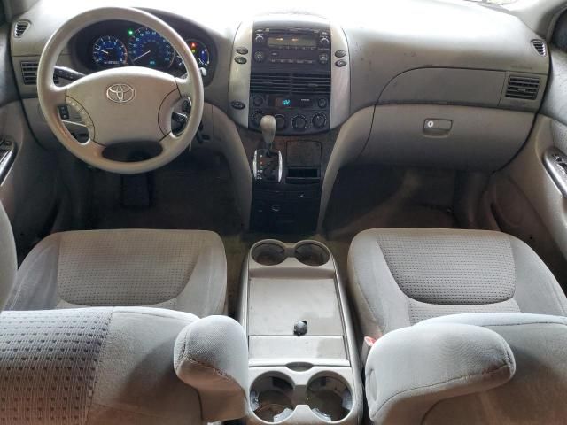 2006 Toyota Sienna CE