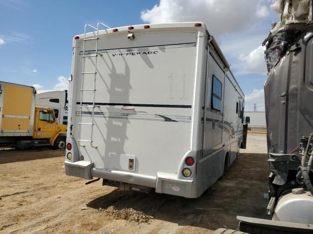 2003 Winnebago Motorhome