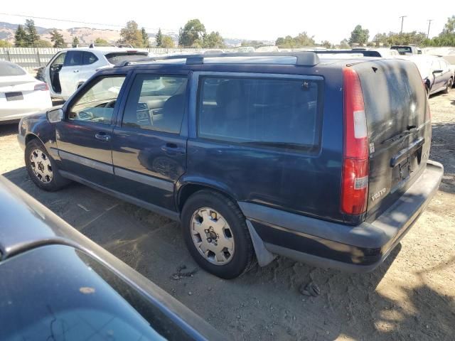 2000 Volvo V70 XC