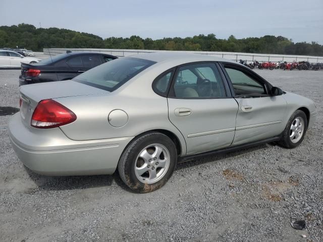 2005 Ford Taurus SE