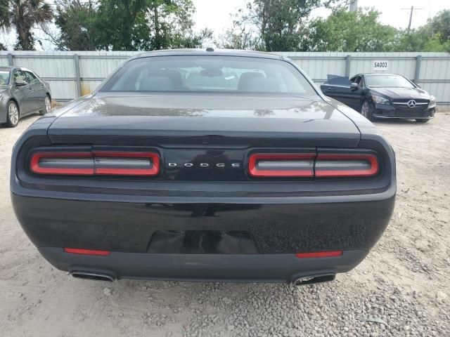 2015 Dodge Challenger SXT