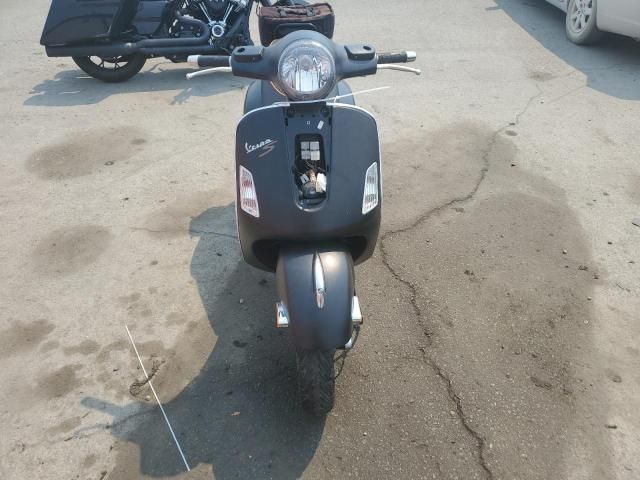 2014 Vespa GTS 300 Super