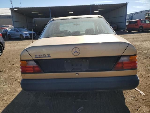 1987 Mercedes-Benz 300 E