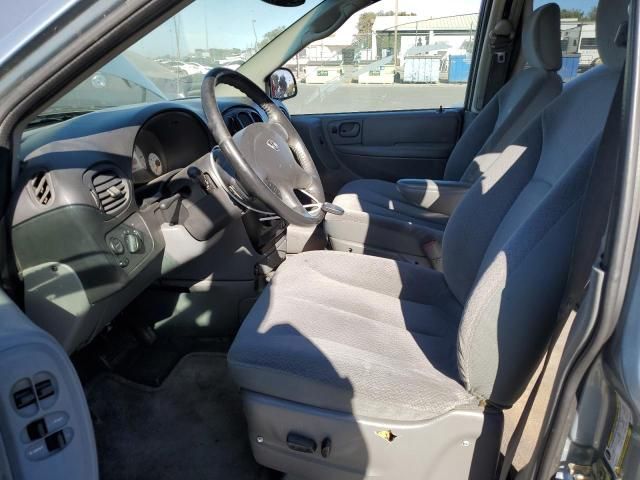 2005 Dodge Grand Caravan SE