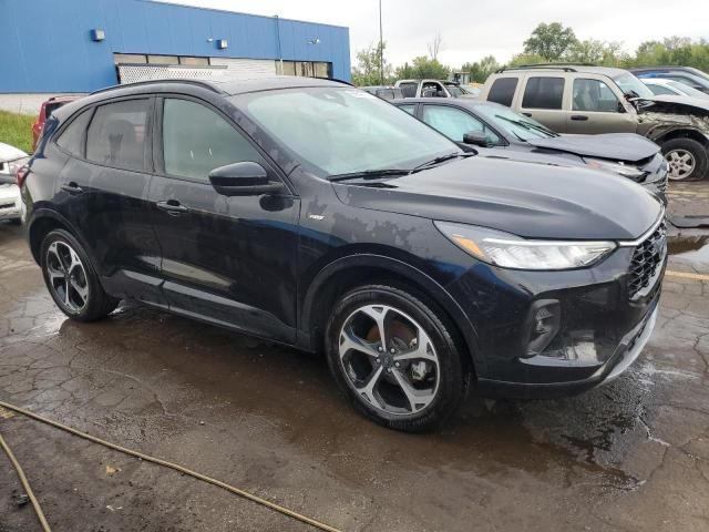 2023 Ford Escape ST Line Select