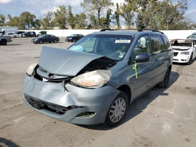 2009 Toyota Sienna CE