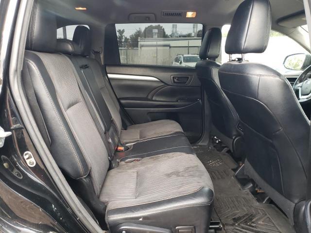 2016 Toyota Highlander LE