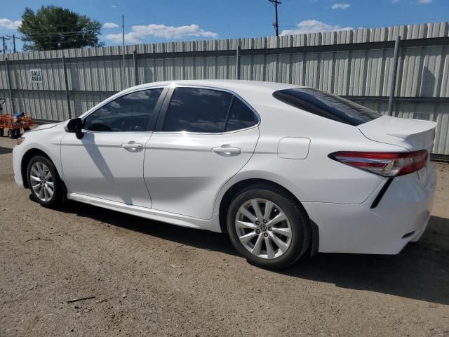 2020 Toyota Camry SE