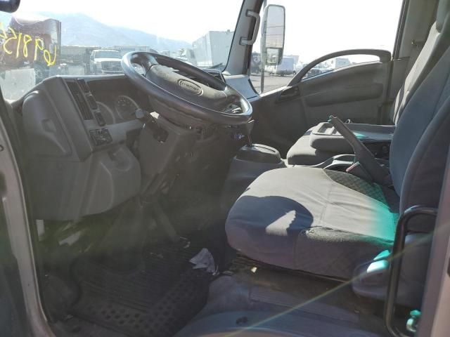 2015 Isuzu NRR