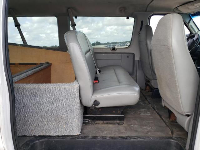 2008 Ford Econoline E350 Super Duty Wagon