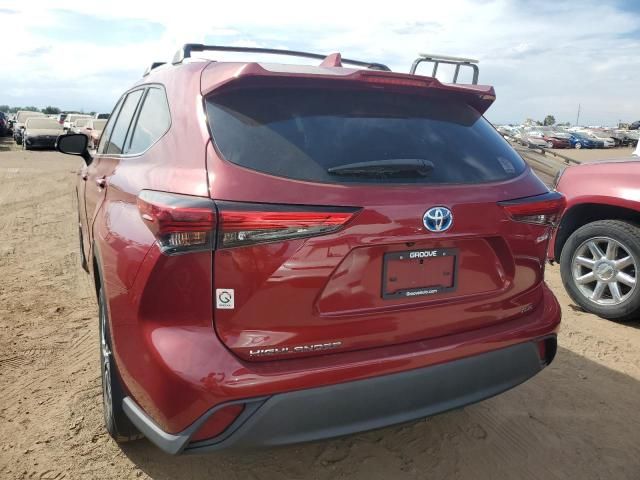 2021 Toyota Highlander Hybrid XLE