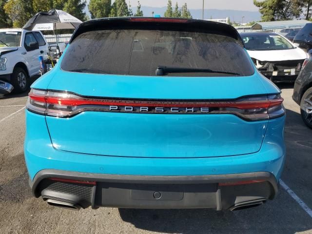 2023 Porsche Macan Base