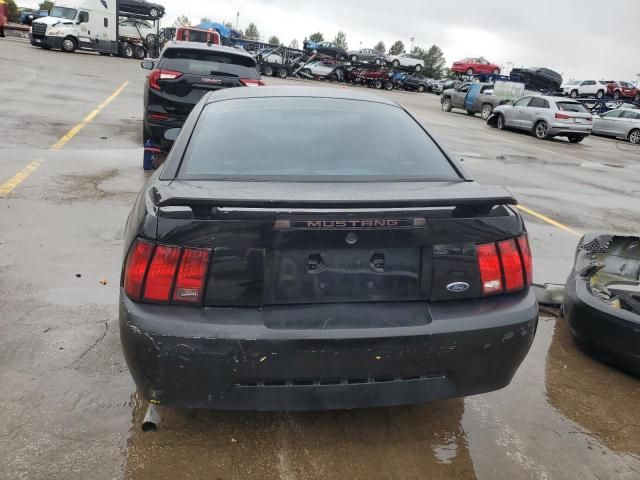 2004 Ford Mustang