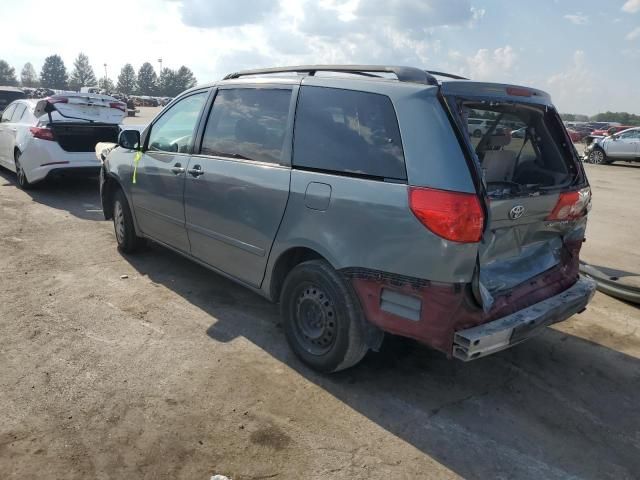 2009 Toyota Sienna CE