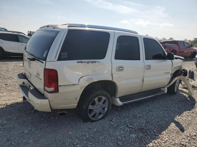 2004 Cadillac Escalade Luxury