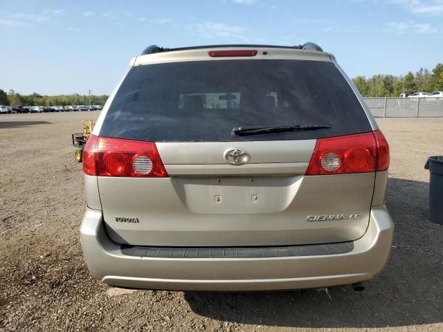 2010 Toyota Sienna CE