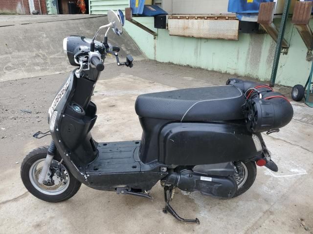 2022 Genuine Scooter Co. Buddy Kick