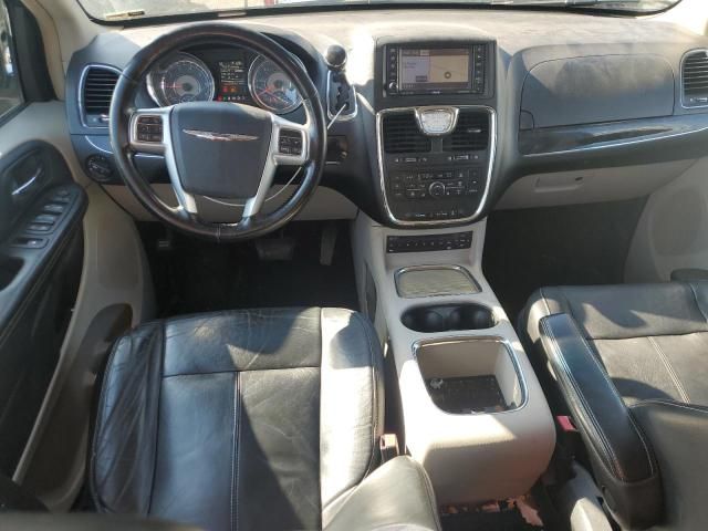 2011 Chrysler Town & Country Limited