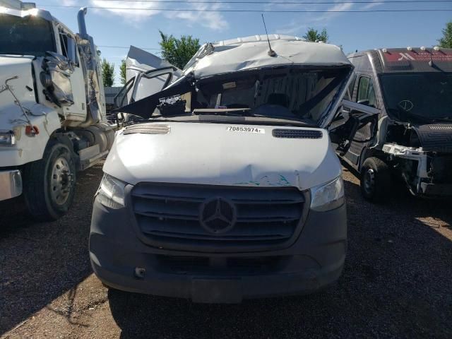 2021 Mercedes-Benz Sprinter 2500