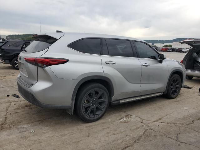 2022 Toyota Highlander L