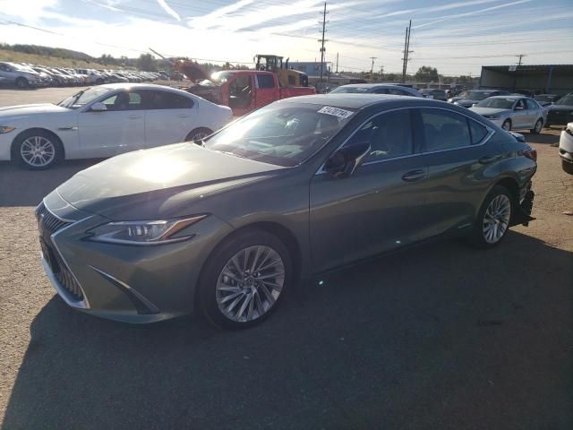 2021 Lexus ES 300H Luxury