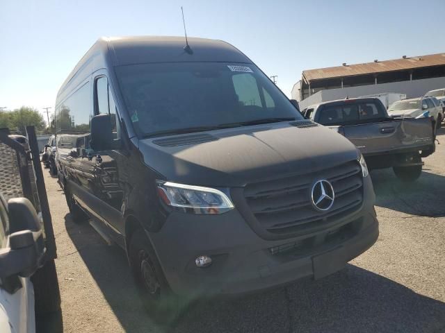 2023 Mercedes-Benz Sprinter 2500