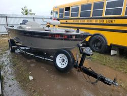 Salvage boats for sale at Elgin, IL auction: 2002 Tracker Boat