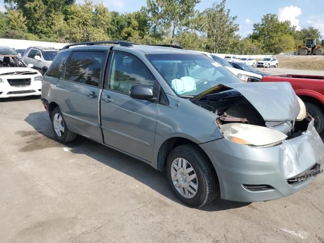 2009 Toyota Sienna CE