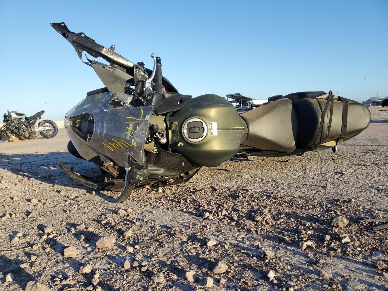 2024 Kawasaki EX650 P