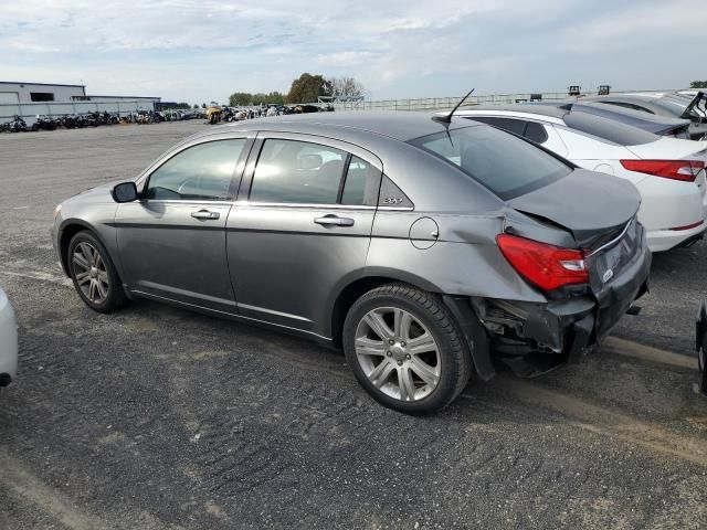 2013 Chrysler 200 LX