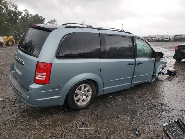 2008 Chrysler Town & Country LX