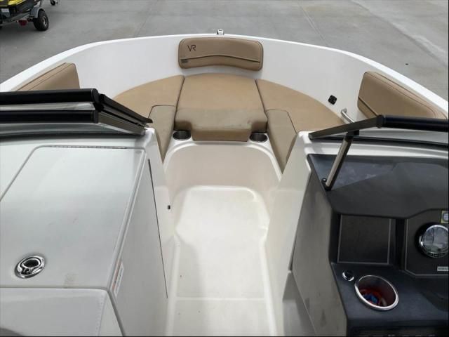 2022 Bayliner VR6