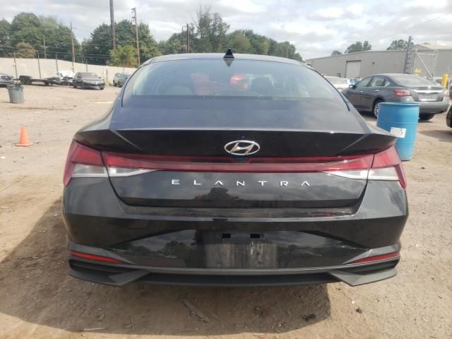 2021 Hyundai Elantra SE