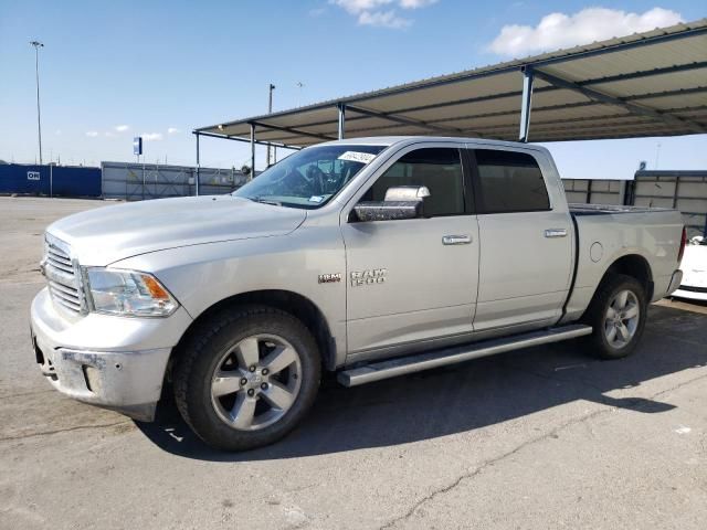 2015 Dodge RAM 1500 SLT