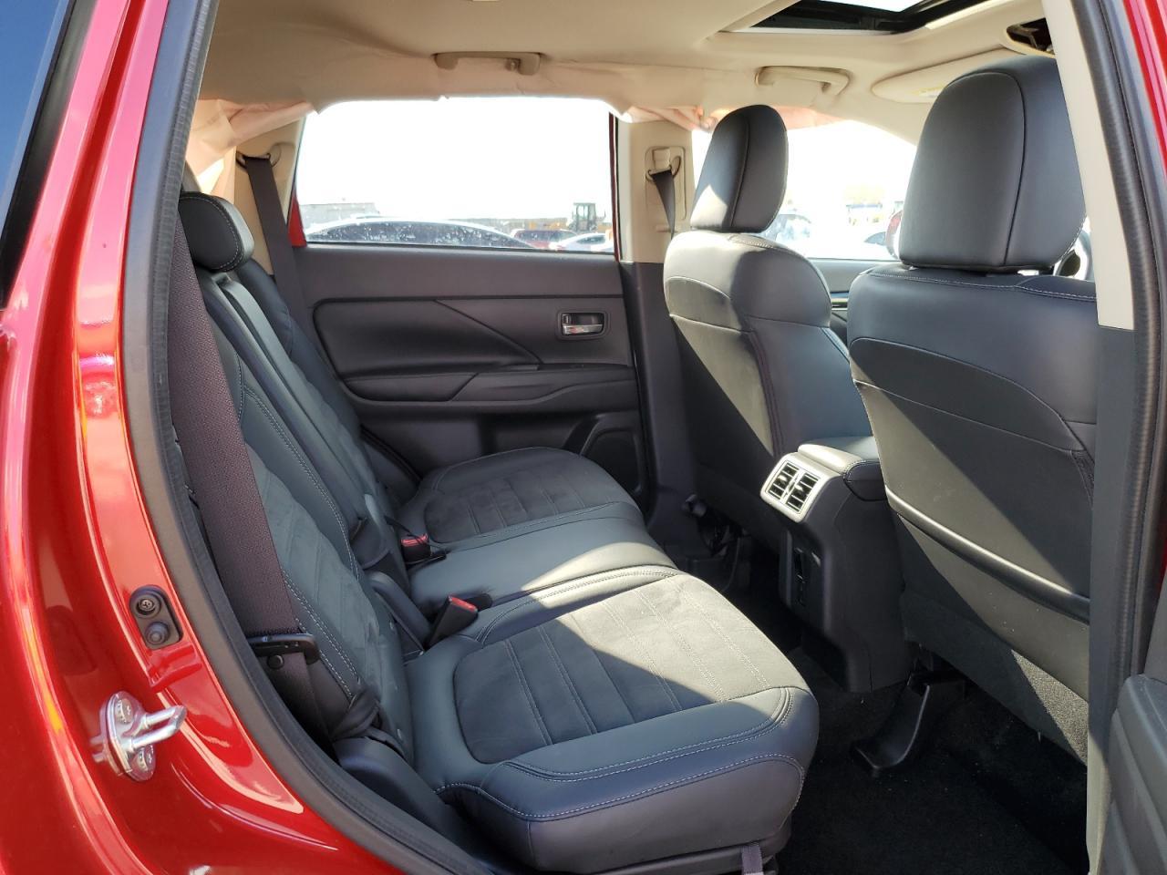 2020 Mitsubishi Outlander se