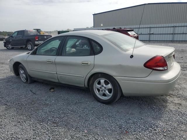 2005 Ford Taurus SE