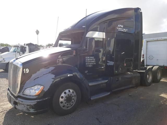 2019 Kenworth Construction T680