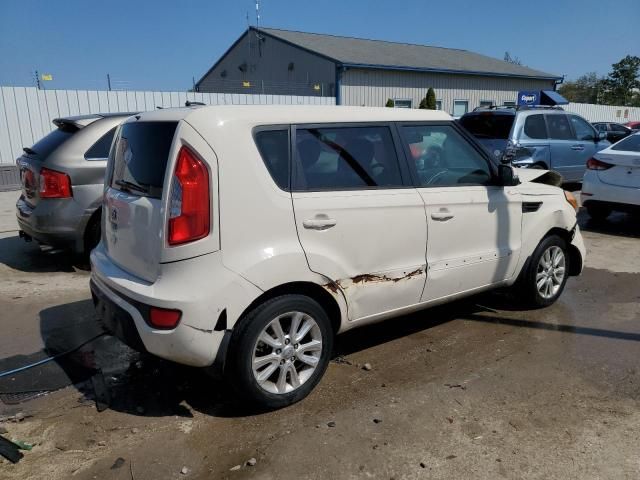 2013 KIA Soul +