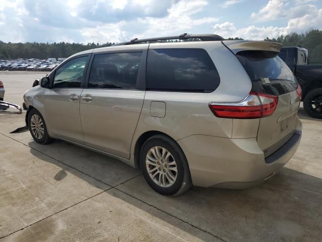 2015 Toyota Sienna XLE