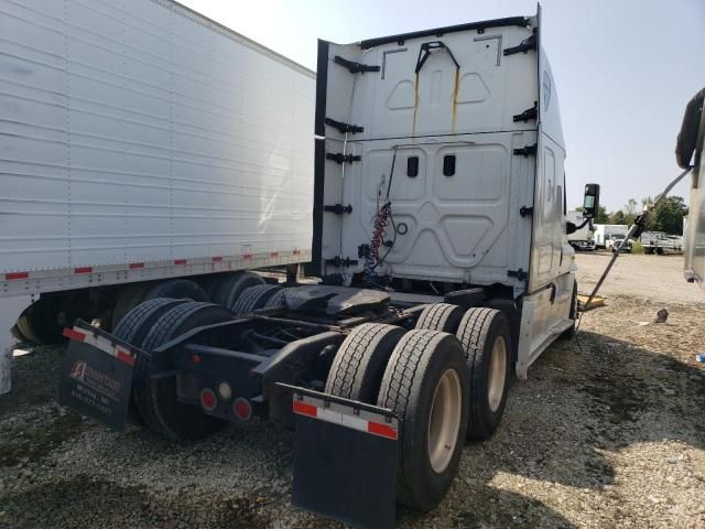 2017 Freightliner Cascadia 125