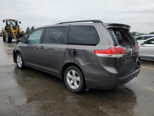 2011 Toyota Sienna LE