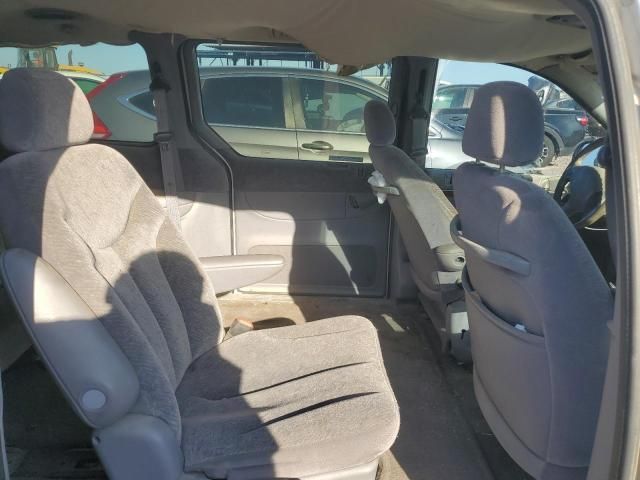 2000 Chrysler Town & Country LX