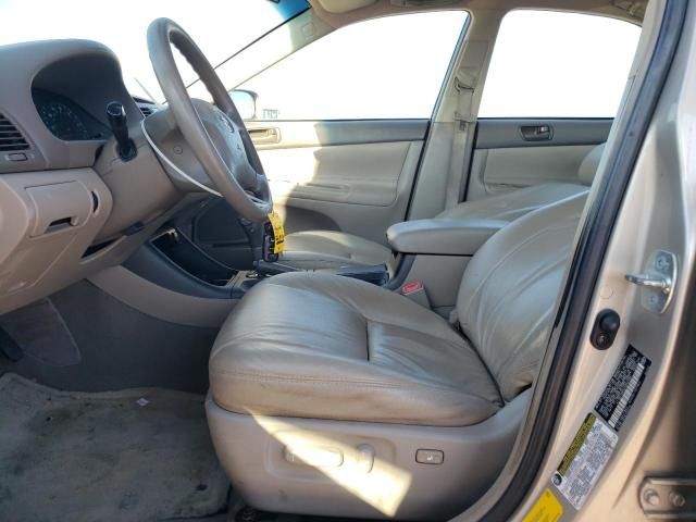 2004 Toyota Camry LE