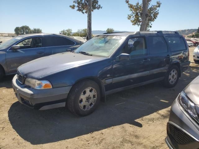 2000 Volvo V70 XC