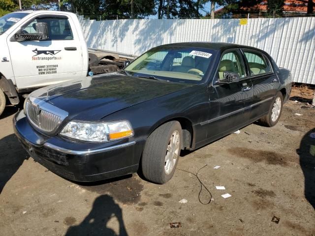 2009 Lincoln Town Car Signature Limited