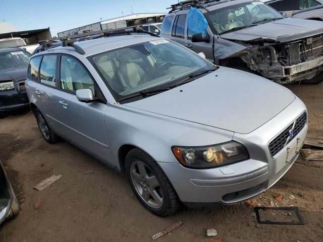 2005 Volvo V50 T5