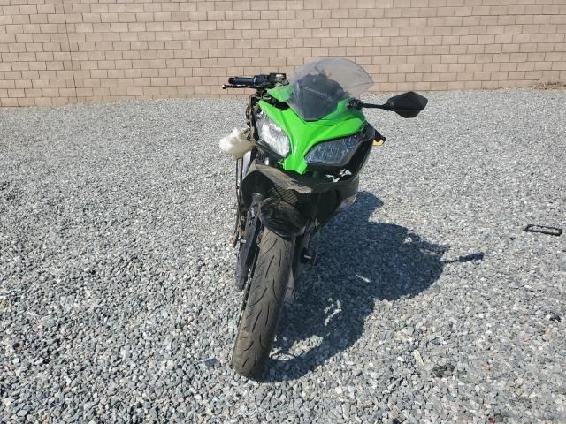 2017 Kawasaki EX300 B