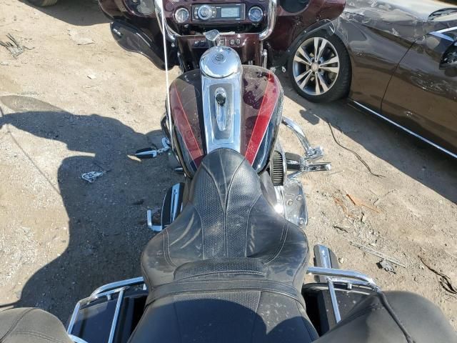 2013 Harley-Davidson Flhtcuse CVO Ultra Classic Electra Glide