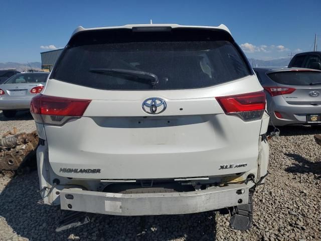 2017 Toyota Highlander SE