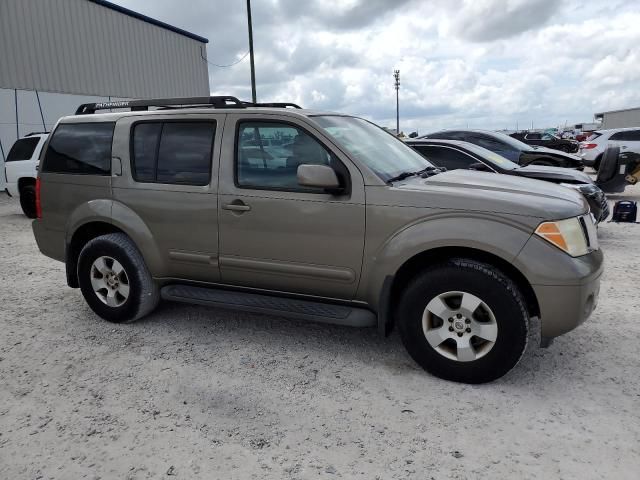 2007 Nissan Pathfinder LE